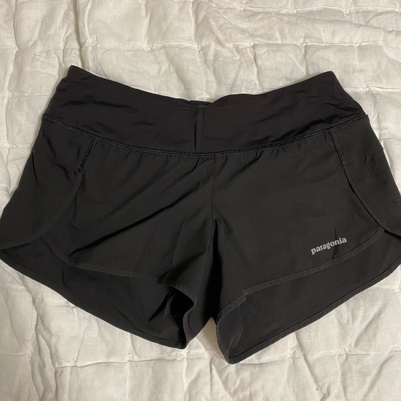 Patagonia running shorts - Picture 1 of 3
